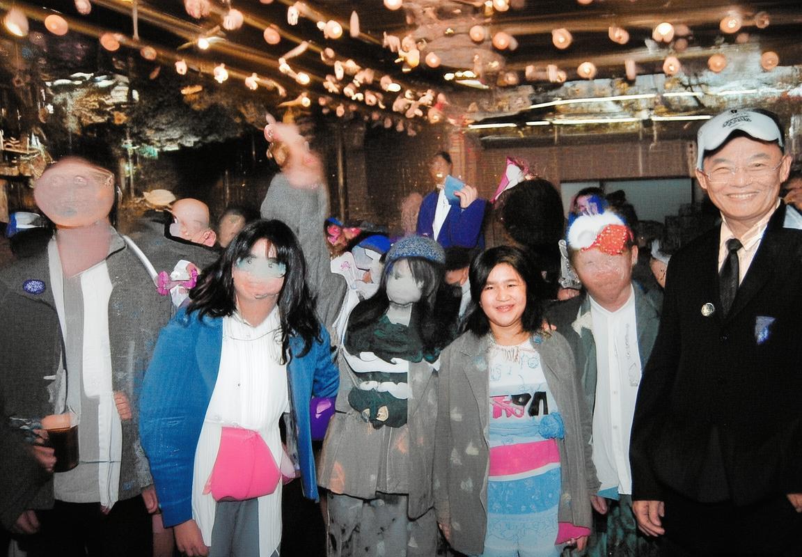 圣安东尼奥马刺队力克孟菲斯灰熊队：达龙·福克斯稳健领衔，哈里森·巴恩斯梦回巅峰